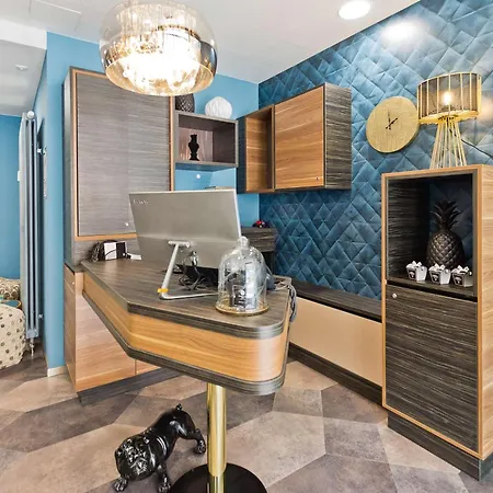 Elaya City, Trademark Collection By Wyndham 4*