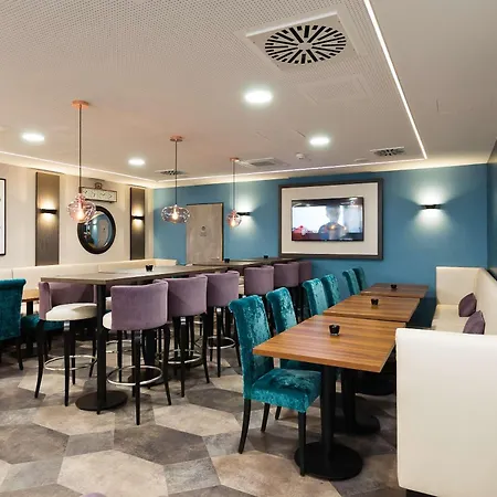 酒店 Elaya City, Trademark Collection By Wyndham 4*