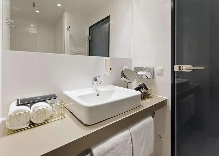 Hotel Elaya 4*